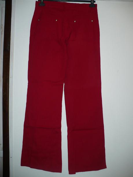 Červené nohavice, 42