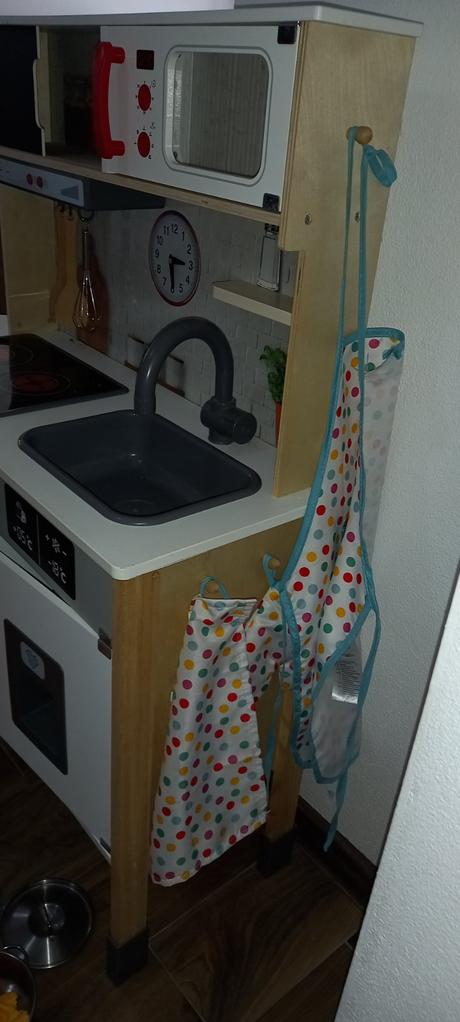 Kuchyna s prislusenstvom,