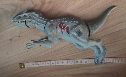 Indominus rex jurský svet,