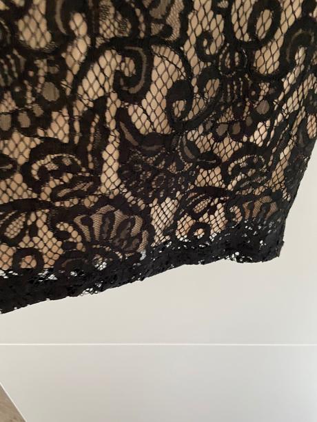 Elegantne cipkove šaty xs, benetton,xs