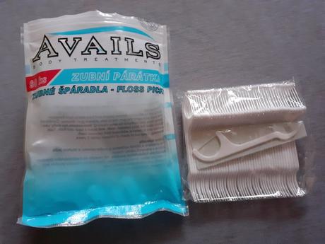 Medzizubné špáradlá 45 ks, 