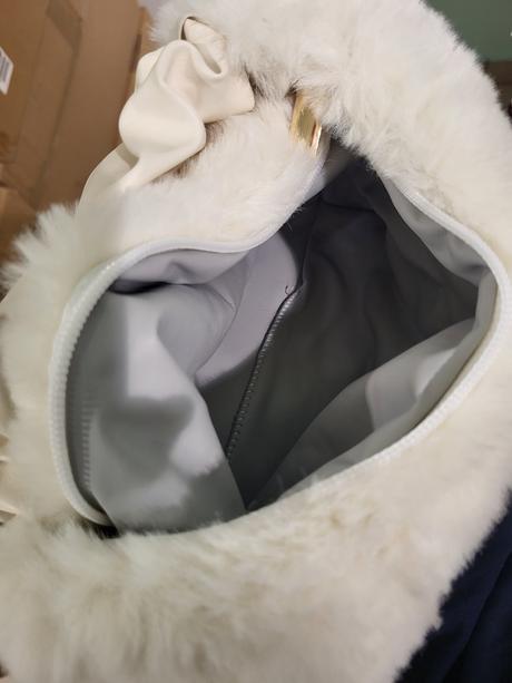 Kožušinková kabelka-biela,