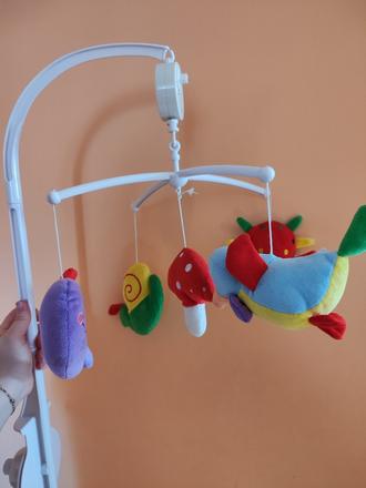 Kolotoč nad postieľku, 