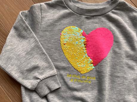 Mikina so srdiečkom, h&m,104