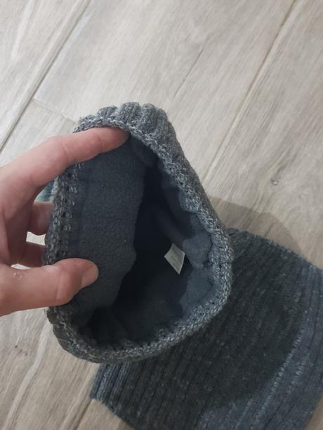 Čiapka s nákrčníkom, 98