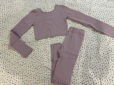 Leginovy set, zara,140