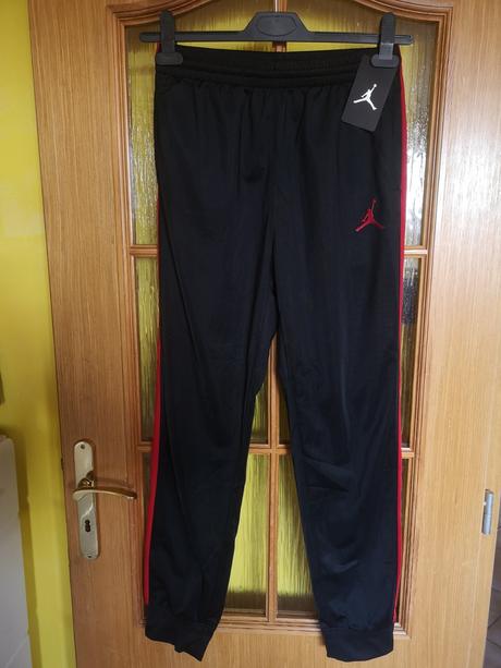 Air jordan chlapčenské tepláky veľkosť 14-16 rokov, air jordan,164 / 170 / 176