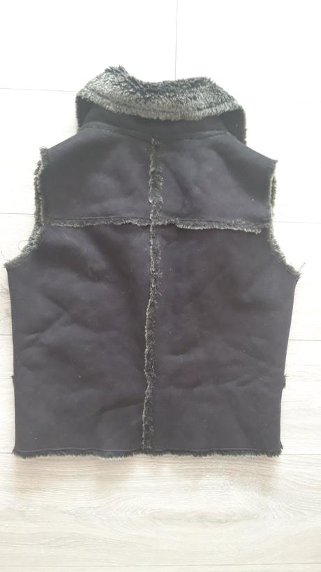 Kožušinková vesta s, laura ashley,s