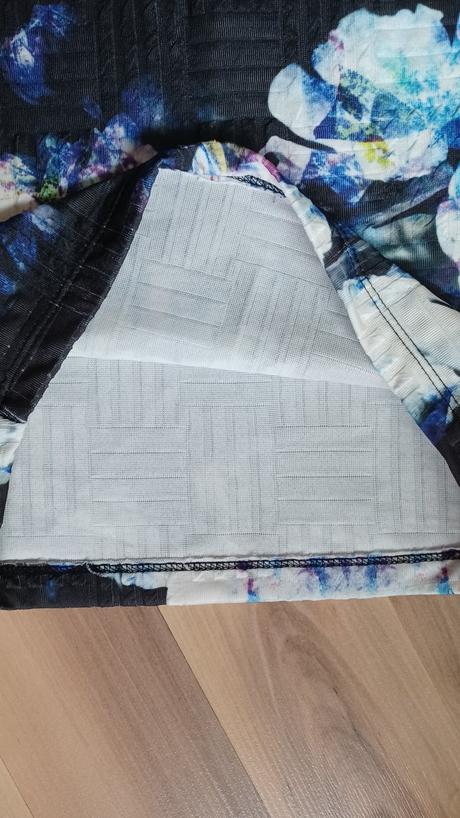 Kvetované úzke šaty, atmosphere,34