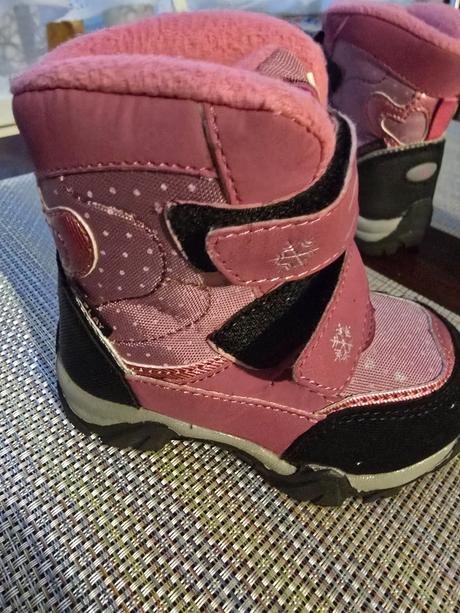 Snehule znacky toplay velkosť 22, 22