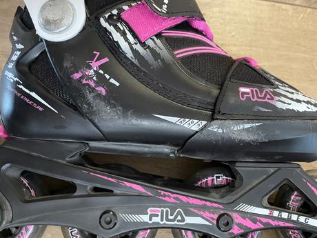 Kolieskové korčule, nastaviteľná veľkosť 35-38, fila,35