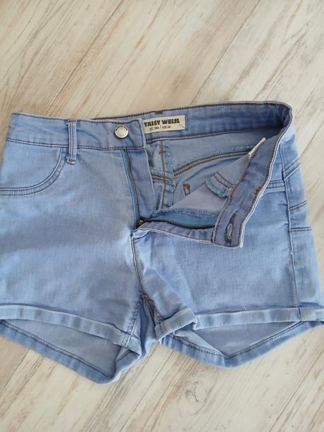 Dievčenské šortky v.36/38-modré predané, tally weijl,36