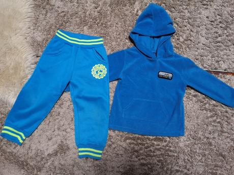 Mikina a tepláky, okay,98