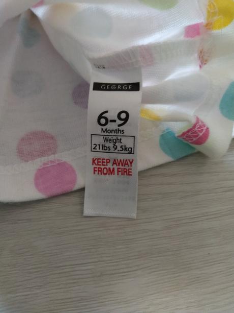 2x letné šaty + legíny 9-12 mesiacov, 86–98