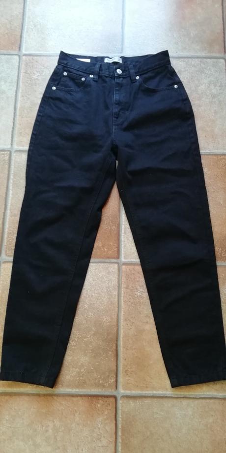 Čierne rifle mom jeans., pull&bear,38