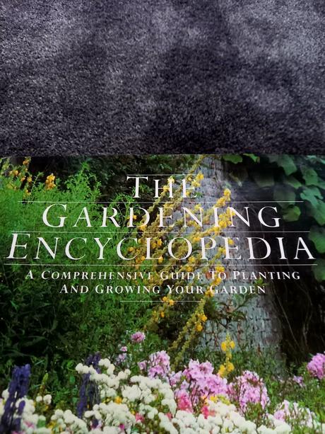 The gardening encyklopedia, 