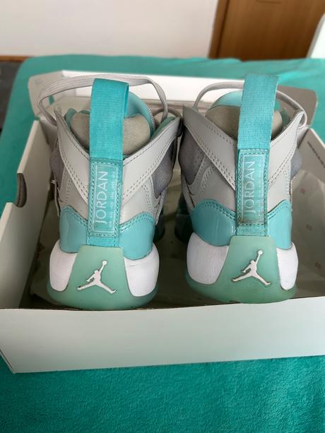 Nové jordan tenisky, air jordan,38