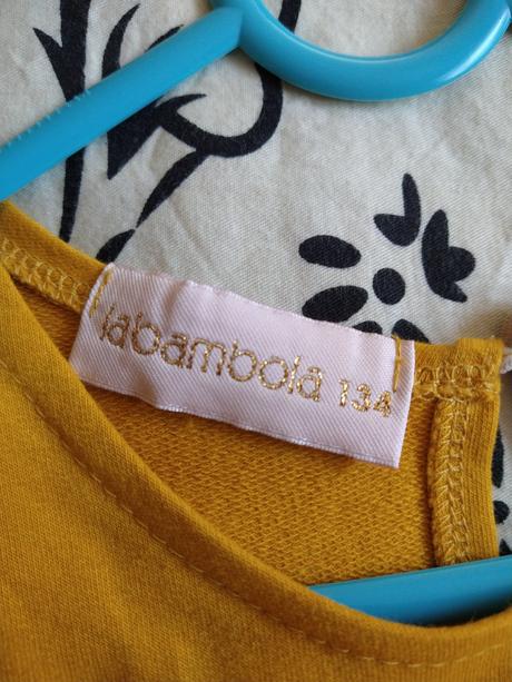 Dievčenské šaty, 134