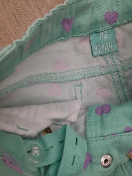 Tyrkysové rifle do srdiečkami, 116