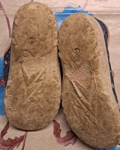 Dievčenské balerínky, 24