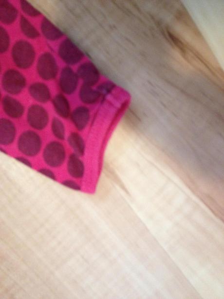 Bodkovane tricko c.62, prémaman,62