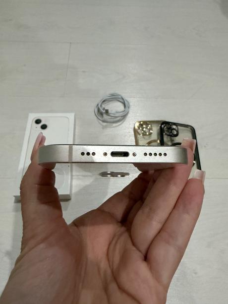 Iphone 13 biely 128gb, apple