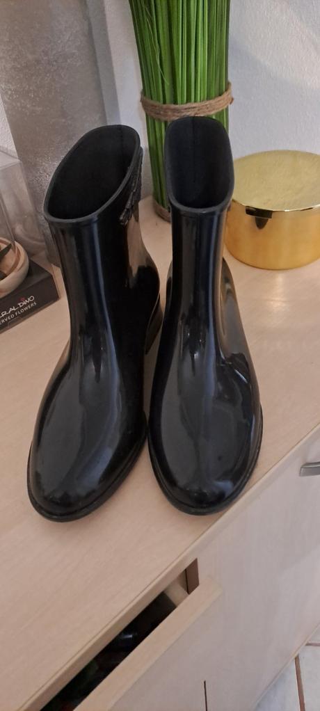 Melissa gumáky, melissa,40