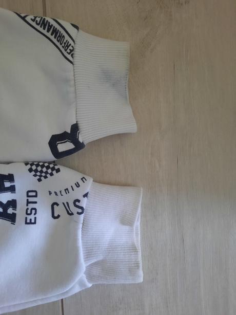 Mikina, reserved,140