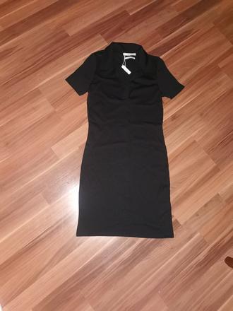 Šaty, s