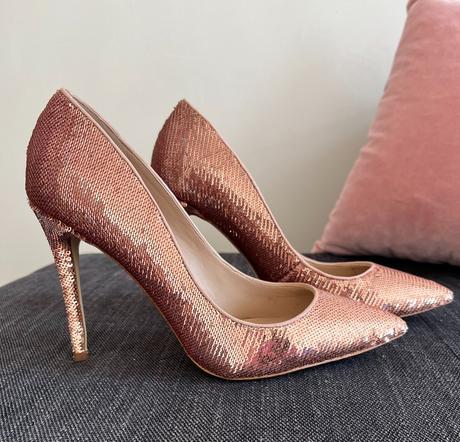 Set spoločenských doplnkov, 