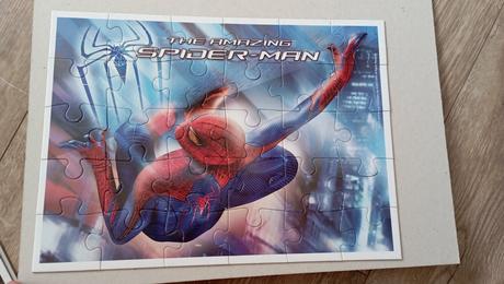 Puzzle, domino, pexeso spider-man,