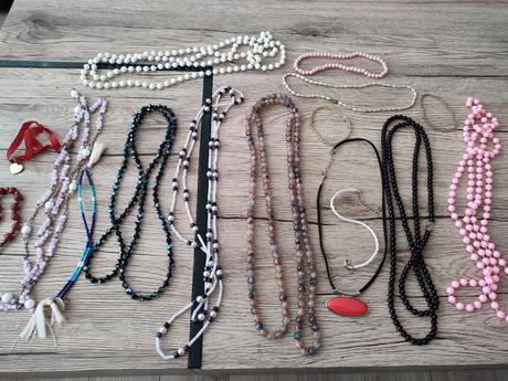 Damske gorale, naramky-16 ks, 