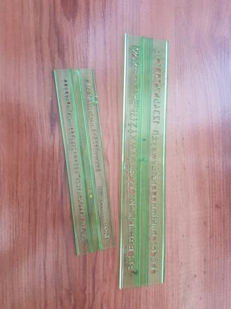 Pravítko/šablóna/ abeceda,písmená,čísla,