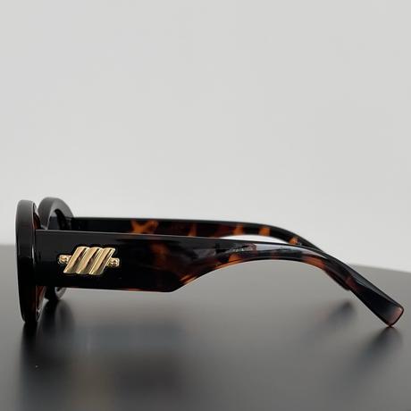 Le specs korytnačinové oválne slnečné okuliare, 