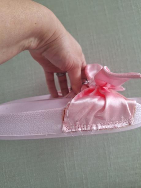 Slapky bow, 37