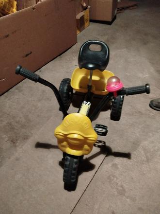 Detský trojkolesový bicykel,