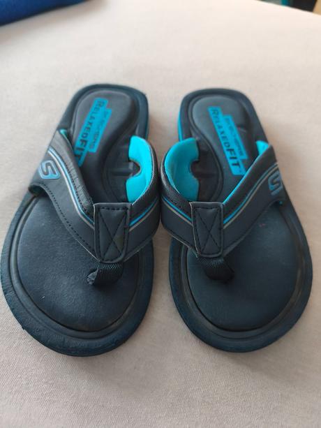 Žabky, skechers,39
