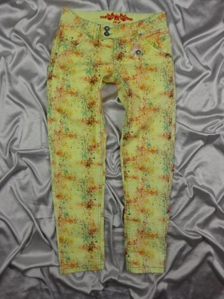 Kvalitné žlté rifle, xs