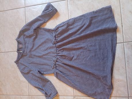 Dievčenské šaty, 110