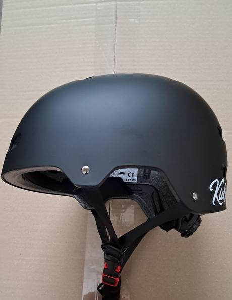 Prilba ba skate,kolobezku,pumtrack -kukirin, l