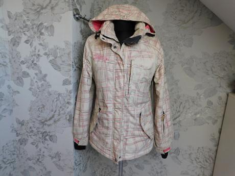 Kvalitna lyziarska bunda s odonimatelnou kapucnou, 36