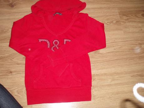 Dievčenské tričko, 122