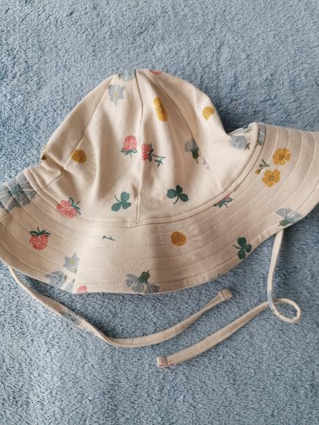 Šaty s klobúkom, lindex,68