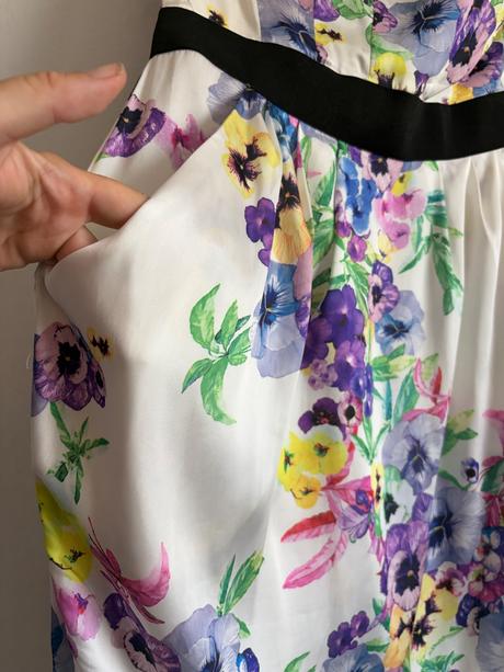 Hm fialky sirotky satenove prekrasne korzetove sat, h&m,40