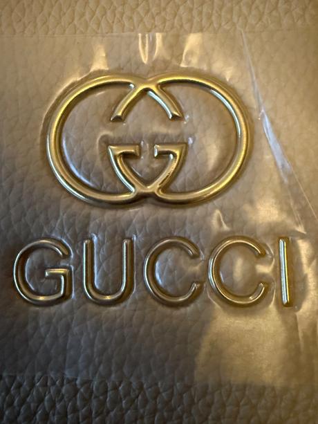 Krasny kryt pre iphone 16 pro max, 