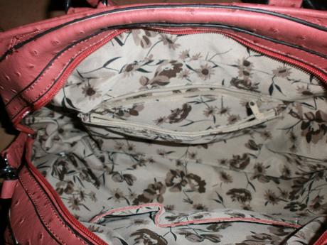 Kabelka so strapcami, 