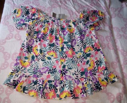 Kvetová blúzka, 46