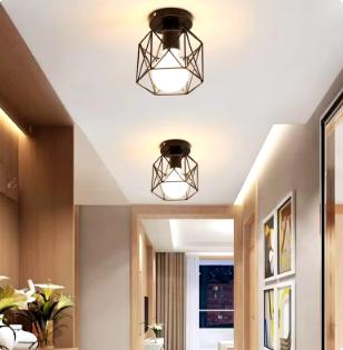 Čierne priemyselné stropné svietidlo,