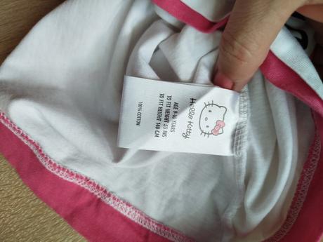 Pekné tričko 134/140, sanrio,134