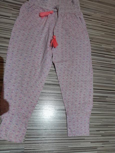 Predam teplakové nohavice, 116